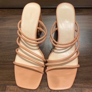 Nine West nude slip on wide heel size 11